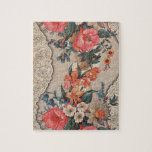 Vintage Blommigt för snabb ornering Pussel<br><div class="desc">Fragment av blommigt quilt mönster ca 1835 med s-formade lacy-band med blommor av elegant rött,  orange,  vit och guld och grönt på buff bakgrund med ömtåliga kurvor.</div>