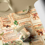 Vintage Blommigt Julmusik på antika Scrollsar Presentpapper<br><div class="desc">Festive vintage-inspirerad upprepning av mönster med julmusik i lakan på västerländska och sönderrivna antika scrollsar som förnimts med holly och prydnadstypografi på subtle ecru damask-bakgrund. Design kan skalas upp eller ned.</div>