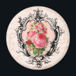 Vintage Blommigt Magnet<br><div class="desc">Ornatalt graverad bakgrund av gräns,  rosa ros och blek.</div>