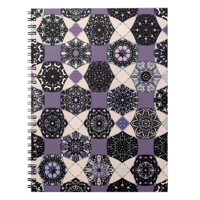 Vintage Blommigt Mandala: Färgfläckfri, sömlös Anteckningsbok (Framsidan)