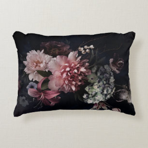 Vintage blommor. Peonier, tulpaner, lily, hydrange Prydnadskudde