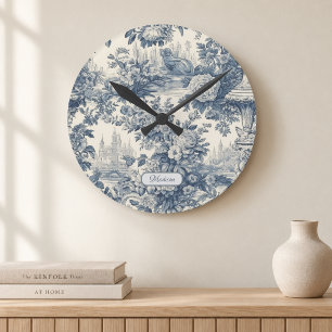 Vintage blomstergrej Blå toile de jouy monogram Rund Klocka