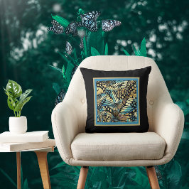 Vintage Blue and Guld Butterfly Collage on Black Kudde
