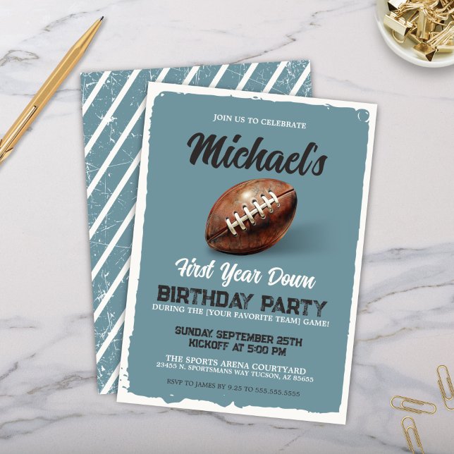 Vintage Blue Football First Födelsedagsfest Inbjudningar (Vintage teal blue and cream antique football theme birthday party invitation for 1st watch party)