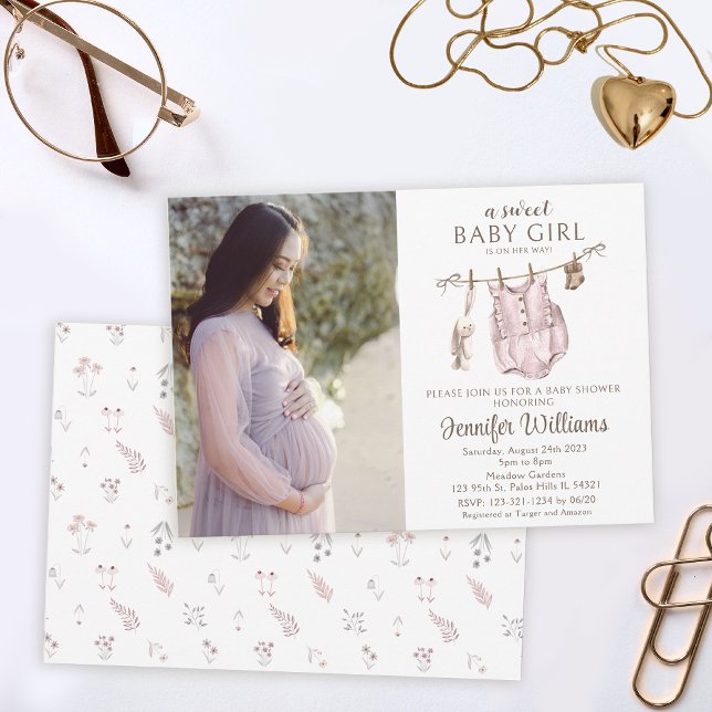 Vintage boho flicka babydusch för kläder inbjudningar (Skapare uppladdad)