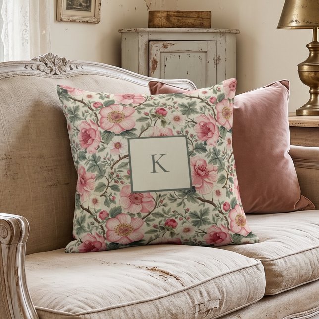 Vintage Botanisk Monogram Kudde (Skapare uppladdad)