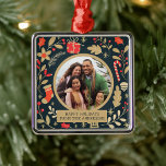 Vintage Botaniska julfamiljen Foto Ornament<br><div class="desc">Lägg till ett litet vintage-charm till Julgran med den här personligen-familjens fotoornament. Med en botanisk helgdag som är utformad med festlig grej,  polkagrisar och gåvor gör den här keepsaken en perfekt- eller familjepresentation. Anpassa med foto och familj namn för en tidlös helgdag</div>