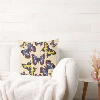 Vintage Butterflies Kudde