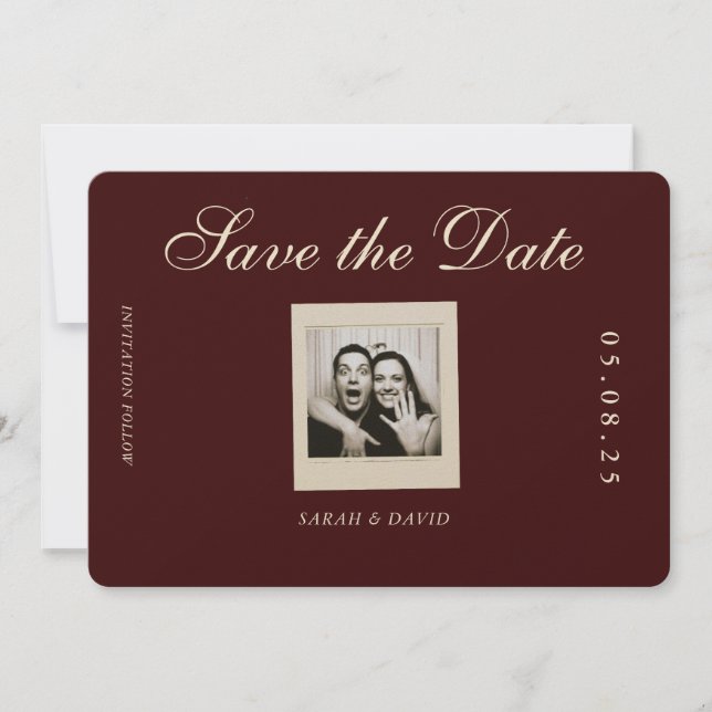 Vintage Chic Burgundy Photo Save the Date (Framsida)