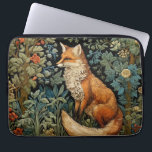 Vintage Chic Fox Botanical Forest William Morris Laptop Fodral<br><div class="desc">Den här utsökta bärbara datorn fodral har en viskartad design som ger en fin räv mitt i en lush-skog till liv,  omgiven av invecklade botaniska löv och känsliga blommigtar art nouveau-stil.</div>