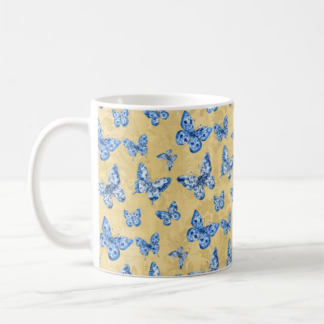Vintage Chinoiserie Blue Butterflies Faded Damask Kaffemugg (Vänster)