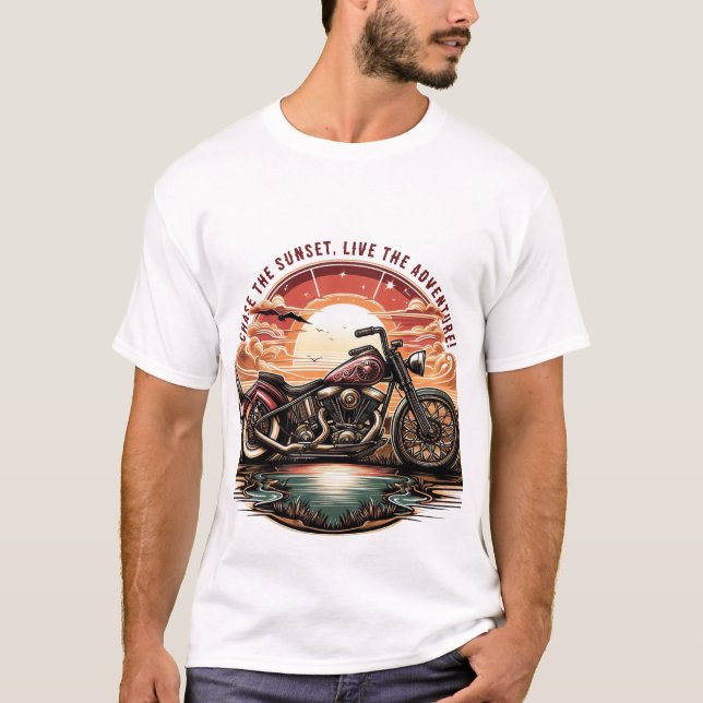 Vintage Chopper vid solnedgång T Shirt (Framsida)