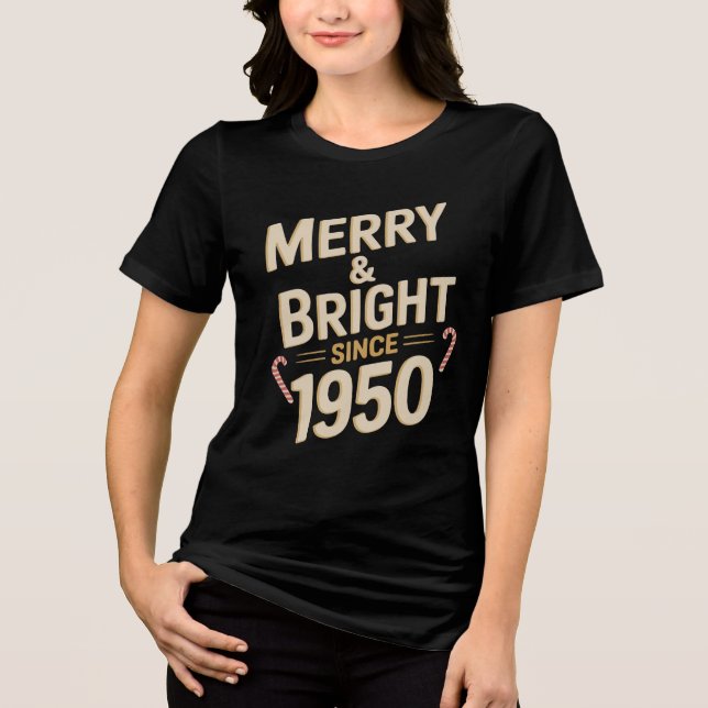 Vintage Christmas Lettering Merry & Bright Since T Shirt (Framsida)