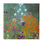 Vintage Colorful Flowers in Garden | Gustav Klimt Kakelplatta<br><div class="desc">Den här keramiska plattan är inspirerad av Gustav Klimts koniska konst och visar en vintage med färgstarka blommor i en trädgård, som utstrålar vibrits och charm. Perfekt för vintage-entusiaster, konstgjord älskare och de som uppskattar unik och snyggt hemdekoration, denna Vintage Colorful Flowers in Garden-inspirated Ceramic tile är en hett som...</div>
