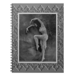 Vintage Dancer Kyra Anteckningsbok
