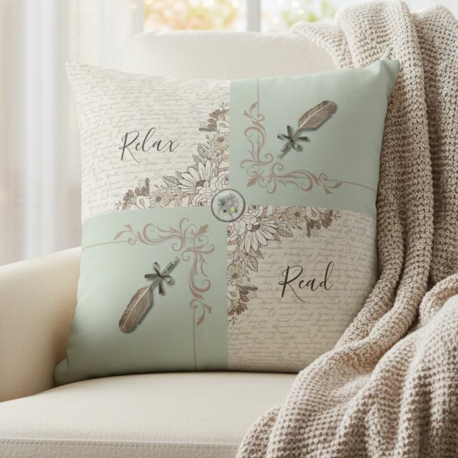 Vintage Delicate Green Elegant Manuscript Kudde (Add a fresh, calm touch to your sofa or reading chair with this soft neutral green pillow)