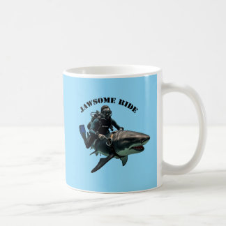 Vintage Dyka Diver Riding a Big Shark URM Kaffemugg