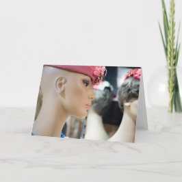 Vintage Elegance: Antique Store Mannequin Figurine Kort