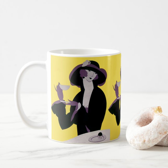 Vintage Elegant Kvinnodrickande eftermiddag Tea Pa Kaffemugg (Med munk)