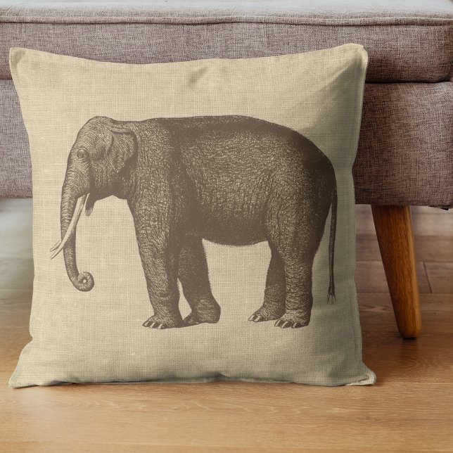 Vintage Elephant Illustration on Burlap Kudde (Skapare uppladdad)