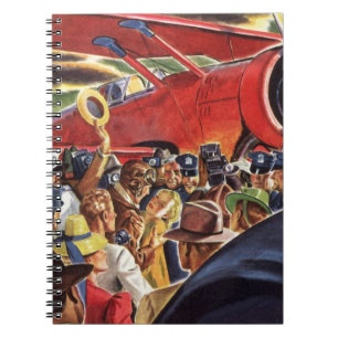 Vintage ensam propellerflygplanspilot med paparazz anteckningsbok