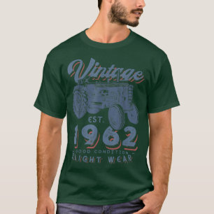 Vintage Farmer Tractor inrättade 1962 60:e födelse T Shirt
