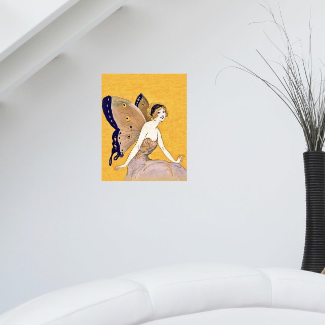 Vintage fjärilsvingar fe blondt hår poster (Pretty blond fairy with monarch butterfly wings on bright gold wall art poster.)