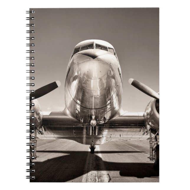 vintage flygplan på bana anteckningsbok (Framsidan)
