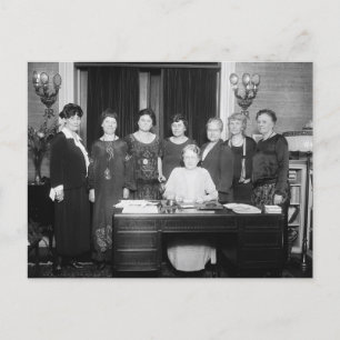 Vintage Foto från 1920-talets kvinnogrupp runt Des Vykort