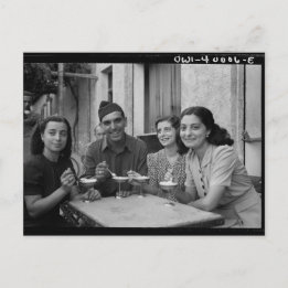 Vintage foto på människor som äter glass vykort