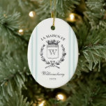 Vintage Fransk Family Crest Aqua Grain Sack Rand Julgransprydnad Keramik<br><div class="desc">Fira säsongen med den här chicen, Fransk inspirerad, vintage familjerestopp i monogram som fylls av mjuk akvabblått, som gör rand ge det till ett verkligt ryskt land. Julgran ornament. Anpassa den med ditt efternamn, brev, år och ett familjefoto på baksidan för en speciell beröring i extra. Gör en perfekt husuppvärmning...</div>