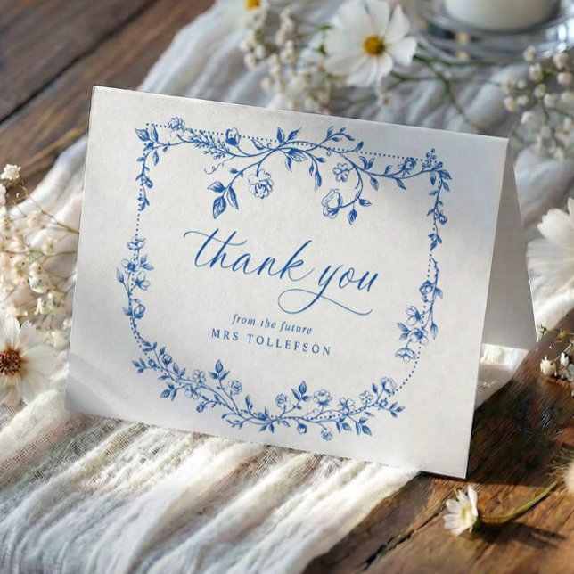 Vintage fransk Toile Bröllopsdusch Bröllop Tack Kort (Blue and white French toile bridal shower thank you card with elegant wildflower chinoiserie frame.)