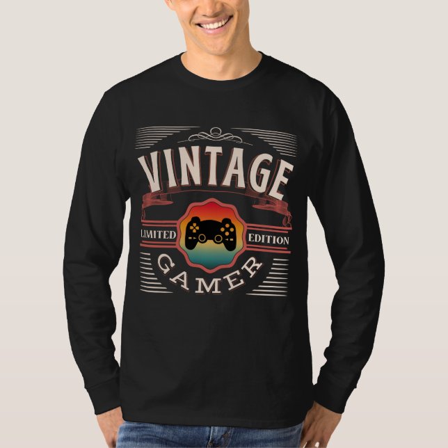 VINTAGE GAMER LIMITED EDITION T-Shirt (Framsida)