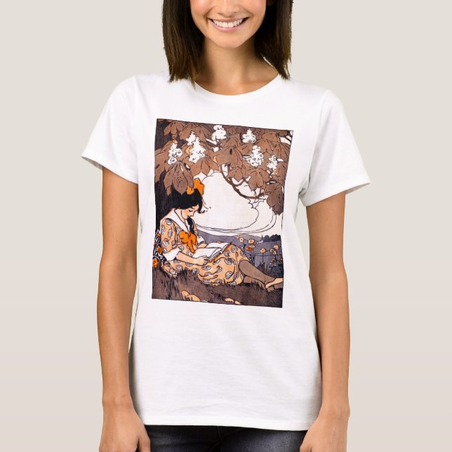 Vintage Girl Reading under a Träd T-shirt (Framsida)