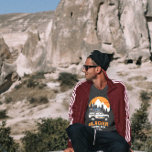 Vintage Glacier nationalpark Road Resa Montana T Shirt<br><div class="desc">Vintage design Glacier National Park Road Resa Montana. Underbar kläddesign för människor som kärlek utomhuscamping,  camping,  husvagn,  vandring,  resa, ,  Familj resa,  sommartid resa. Ett underbart exempel på vägen resa med ett gammaldags stil är också en underbar gågata för utomhusentusiaster samt vänner och familj. Hitta dina favoriter idag!</div>