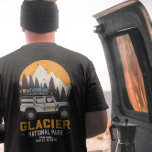 Vintage Glacier nationalpark Road Resa Montana T Shirt<br><div class="desc">Vintage design Glacier National Park Road Resa Montana. Underbar kläddesign för människor som kärlek utomhuscamping,  camping,  husvagn,  vandring,  resa, ,  Familj resa,  sommartid resa. Ett underbart exempel på vägen resa med ett gammaldags stil är också en underbar gågata för utomhusentusiaster samt vänner och familj. Hitta dina favoriter idag!</div>