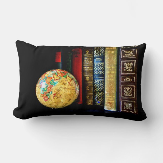 Vintage Globe och Bokar Lumbarkudde (Framsida)