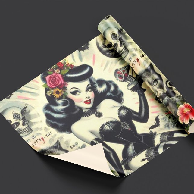 Vintage Goth Girl Illustration Presentpapper (Skapare uppladdad)