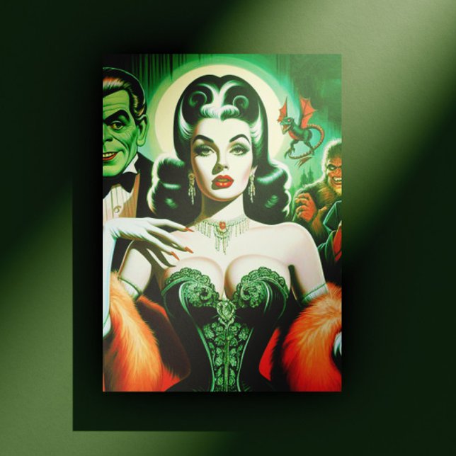 Vintage Gothic Vampire Woman Vykort (Skapare uppladdad)