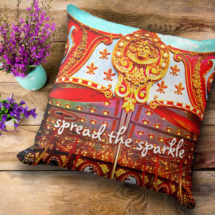 Vintage Guld Carousel Ansikte Photo Spread Gnistra Kudde