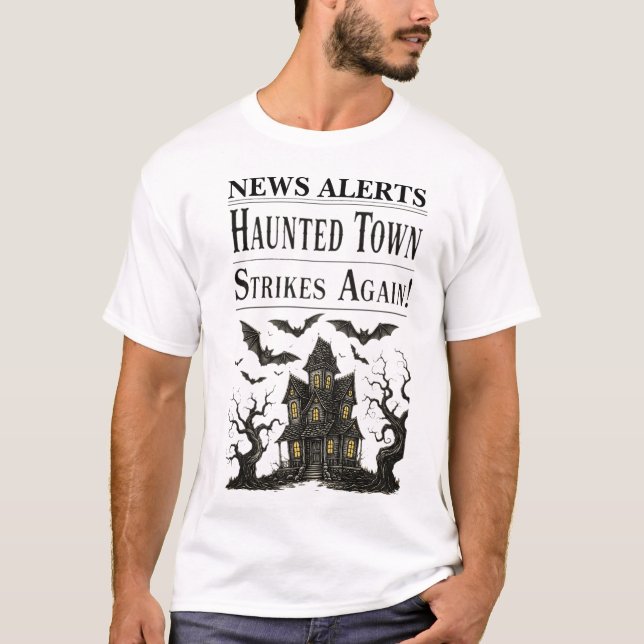 Vintage Halloween Haunted House News Alerts T Shirt (Framsida)