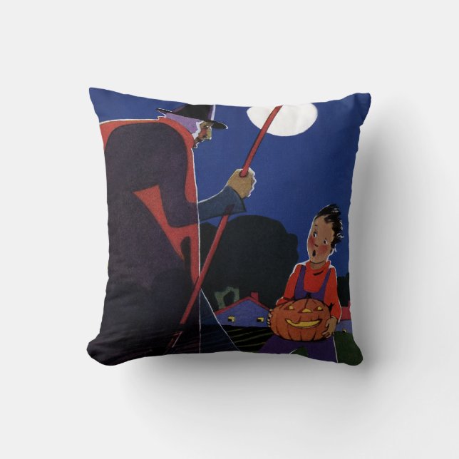 Vintage Halloween, kuslig häxa med pojke Kudde (Framsida)