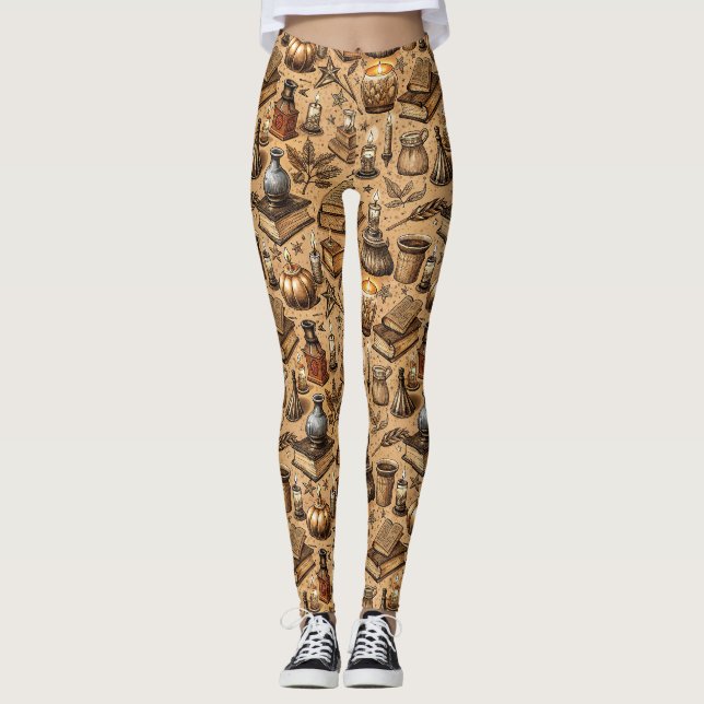 Vintage- häxkonstböcker & ljusstakar-mönster leggings (Framsida)