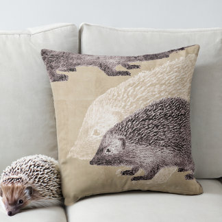 Vintage Hedgehogs Collage Kudde