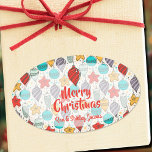 Vintage Helgdag Julgran Ornaments Ovalt Klistermärke<br><div class="desc">Ovala klistermärken i god jul har vintage jul träd-prydnadsämnen i rött, guld, lila, turkos och mynta och hälsning och namn i chic. Du kan ändra all text, typsnitt och teckensnitt i färg genom att klicka på länken "anpassa ytterligare". **ALL STICKER STILAR är redan gjort för dig i vår butik plus...</div>