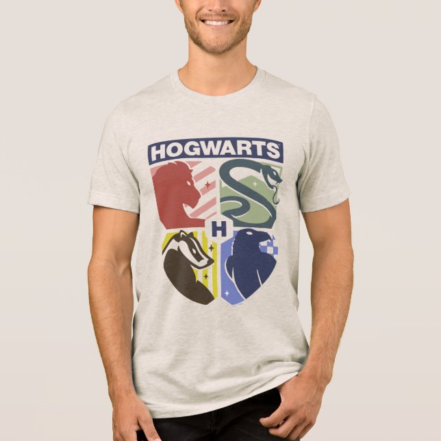 Vintage HOGWARTS™ Präglad vapenmärke T Shirt (Framsida)