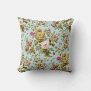 Vintage inspirerad blommönster med rosor  kudde
