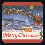 Vintage jul Jultomten som flyger hans sleigh Fyrkantigt Klistermärke<br><div class="desc">Vintagen illustrerar julens helgdag med Jultomten med renar som flyger i sömnen för att leverera leksaker på julen i Kväll. Tomten flyger över tak med skorsten av sovstaden på denna vackra natt med stjärnor som lyser ljusa. Texten läser God jul.</div>