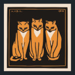 Vintage Julie De Graag Three Cats Trio Art Deco Poster<br><div class="desc">Julie De Graag Three Cats: Whimsical Trio Art Print for Cat Lovers "Julie De Graag Three Cats" Art Print är en underbar biet som fångar själva kärnan i kattdjurets charm och lekande sällskap. Skapat av den begåvade konstnären Julie De Graag, den här vismliga trion av katter för med sig en...</div>