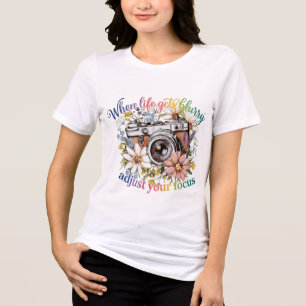 Vintage Kamera Blommig T-Shirt. Grafisk Tee